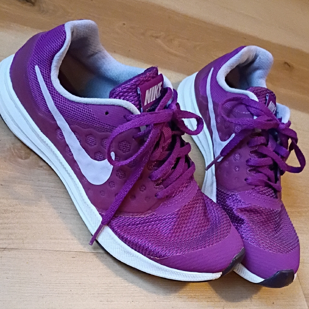 Nike Kids Purple Athletic Sneakers